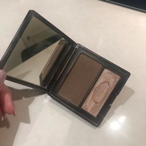 Becca lowlight/highlight